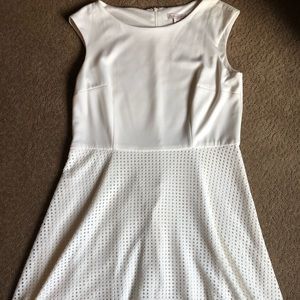 Dressbarn White Sleeveless Spring/Summer Dress